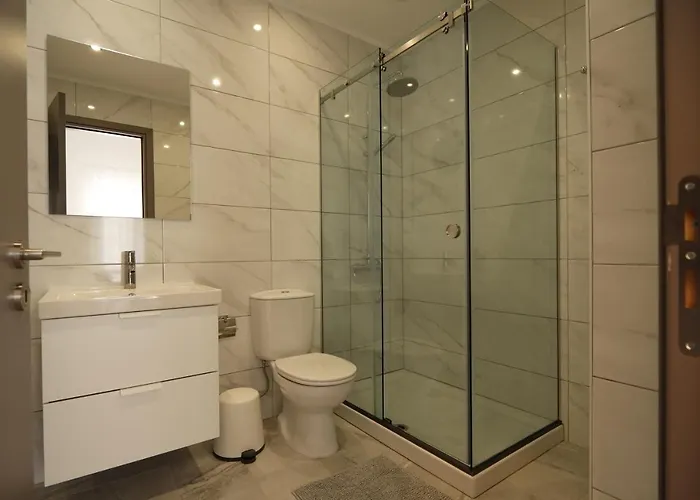 Апартаменты Maison Zenon Center