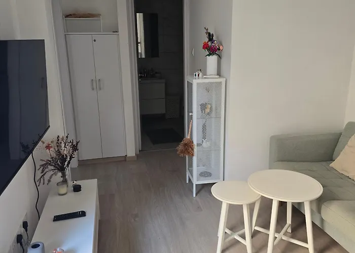 Апартаменты Maison Zenon Center