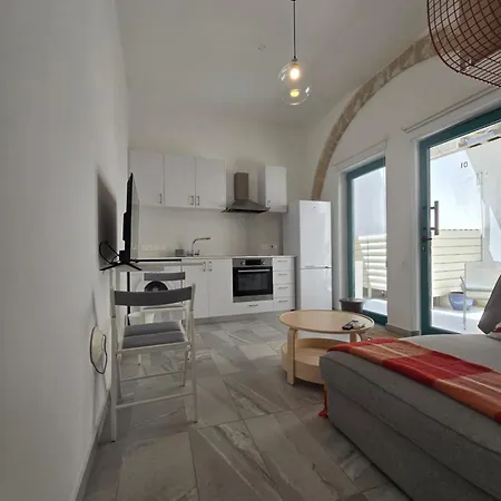 Maison Zenon Center * Larnaca