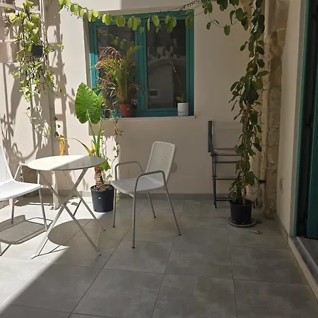 Maison Zenon Center Διαμέρισμα *